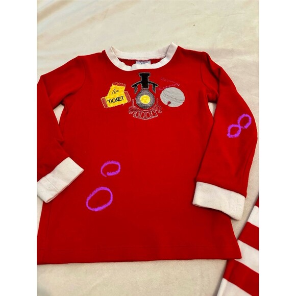 Embroidered Christmas PJs Tight Fit Size 4/5 - Picture 2 of 5